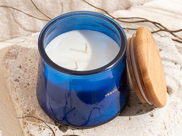 Lumânare parfumată, Fresh & White, 270 g, bleumarin