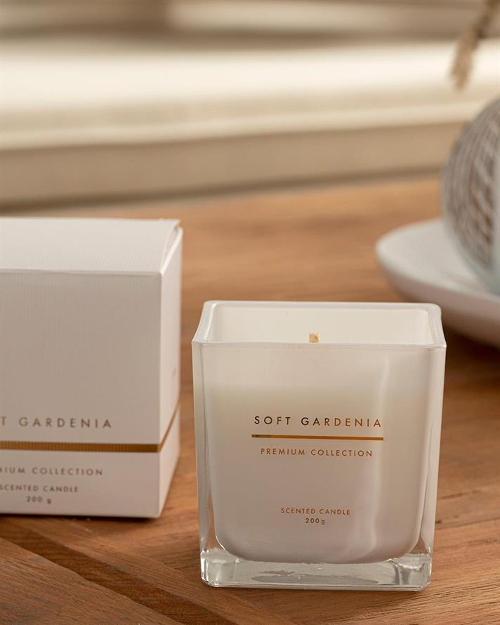 Lumânare parfumată, Soft Gardenia, 200 gr, auriu