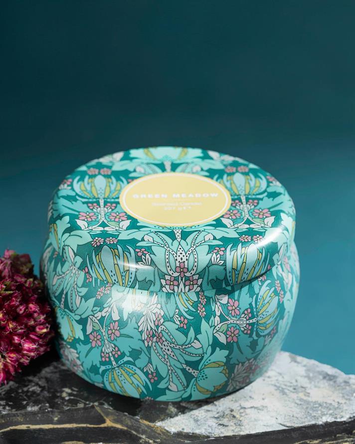 Lumanare parfumata, Peony Breeze, 227 gr, galben