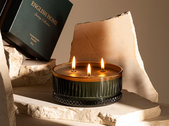 Luxury Scented Candle 370 g Emerald