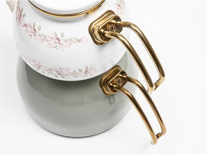 Magnolia Enamel Tea Pot 2,5 L Green