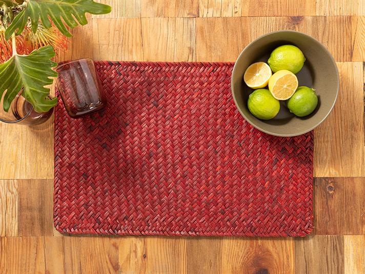 Mara Straw with wire frame Place Mat 30x45 cm Red