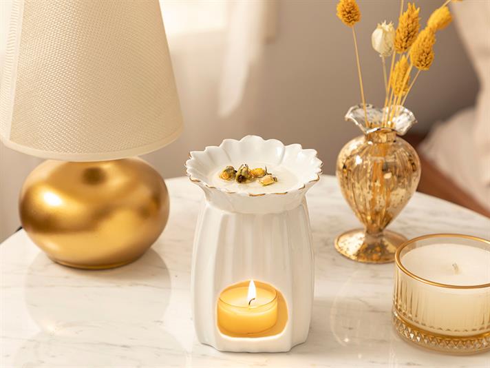 Daisy Bouquet Green Censer 11X11X14 cm White