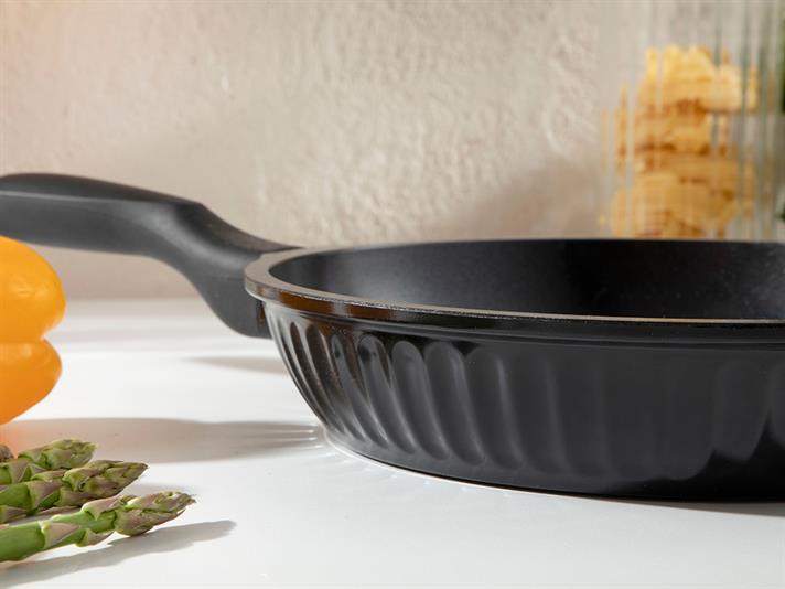 Master Cast Aluminum Casting Fry Pan 26 cm Black