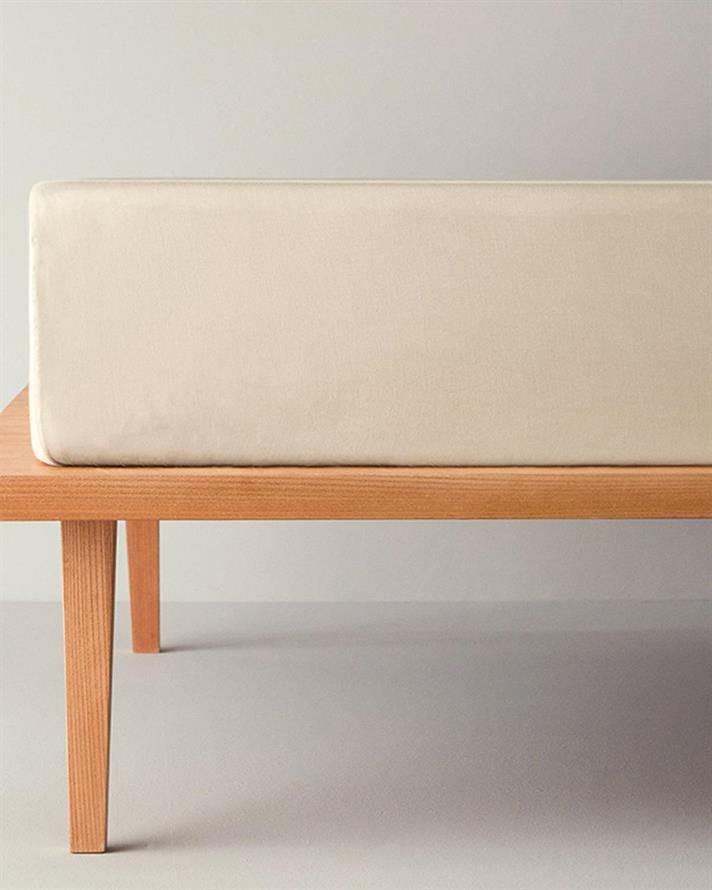 Cearsaf cu elastic, King Size, Micell, bumbac satinat, 180x200 cm, gri fildes