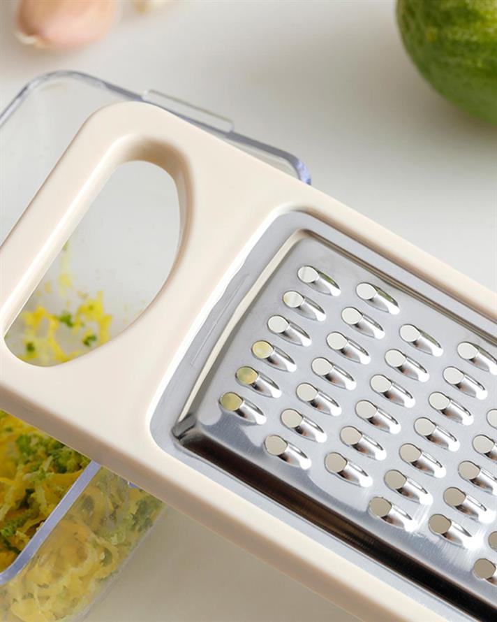 Miny Plastic chambered Grater 5,6x13x4 cm Beige