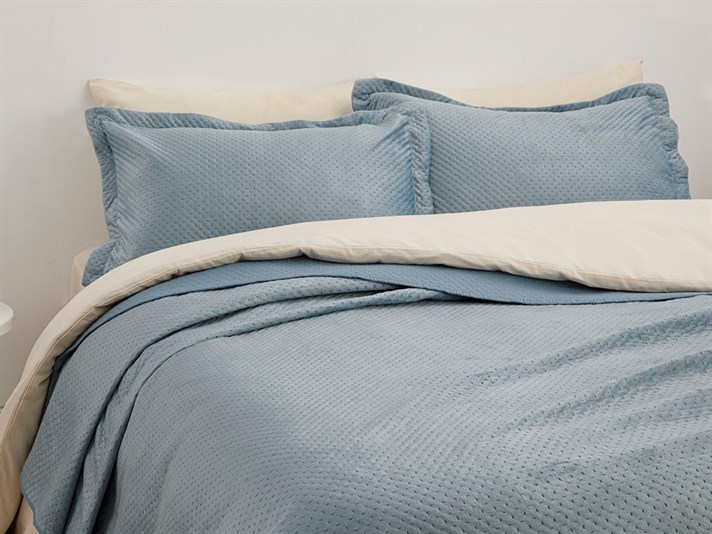 moale  Catifea Persoană dublă  SET CUVERTURĂ DE PAT 240x260 cm Aur