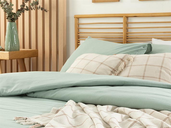 Moderna Düz Flamlı Double Person  SET LENJERIE DE PAT 200x220 cm Seledon,