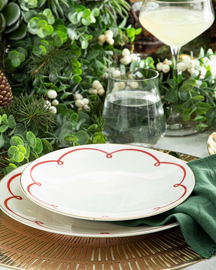 Modernity bone porcelain Service Plate 25 cm Red