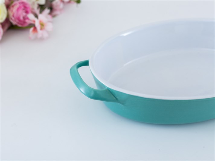 Molly Stoneware Oval shaped Oven Cover Mint