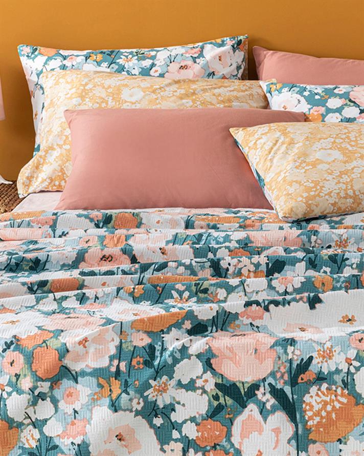 Camellia Printed For One Person Summer Blanket 150x220 cm Peach