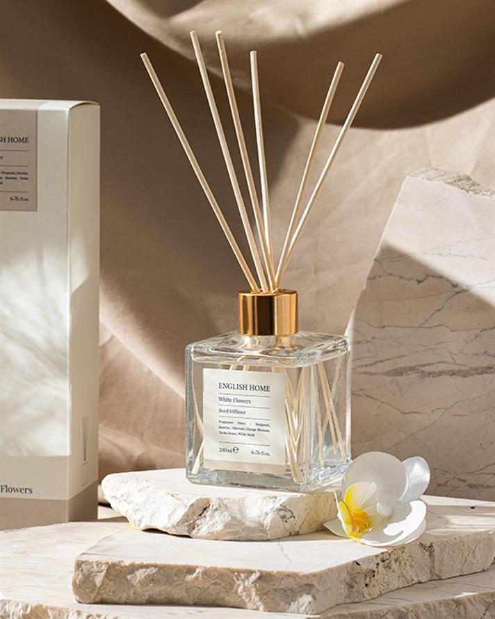 Parfum de cameră cu bețișoare, White Flowers, 200 ml, aromă florală