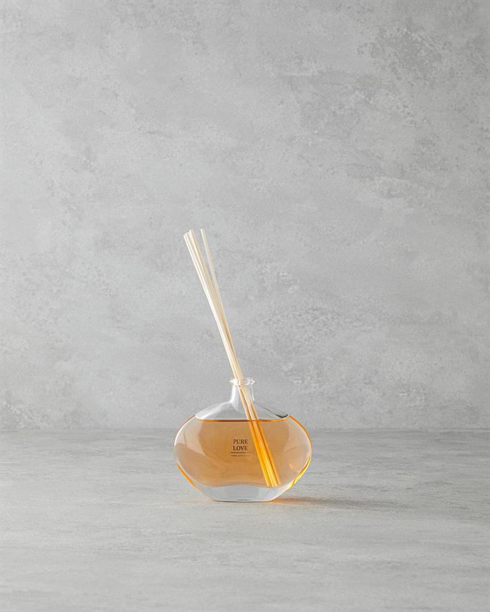 Parfum De Cameră Cu Bețișoare, Pure love, 100 ml, Aromă citric-florală cu note de ambră