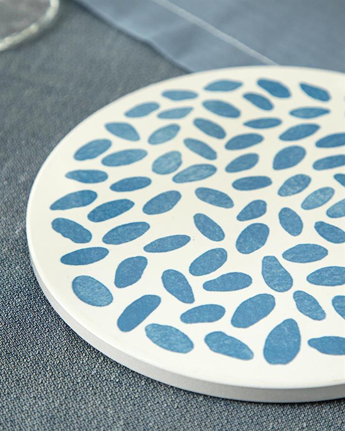Pebbles Silicone Hot Mat 16 cm Blue