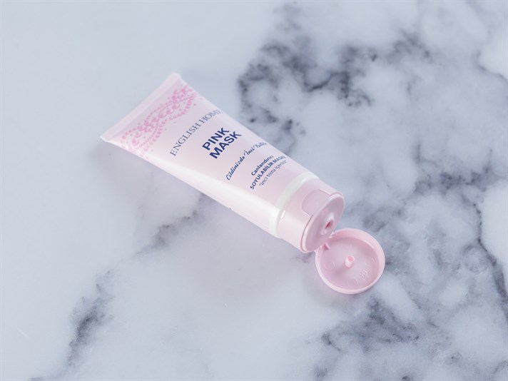 perla  MASCĂ CU DECOJIRE 100 ml Pink