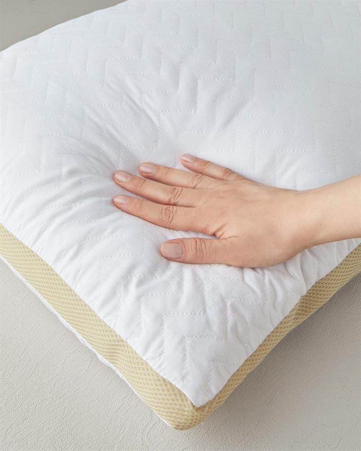 Pernă, Air Plus, microfibră, 50x70 cm, alb-auriu