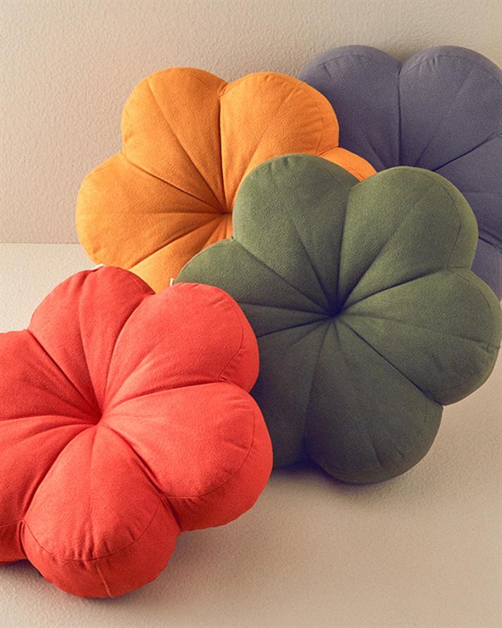Pernă decorativă, Bloom, poliester, 40 cm, antracit