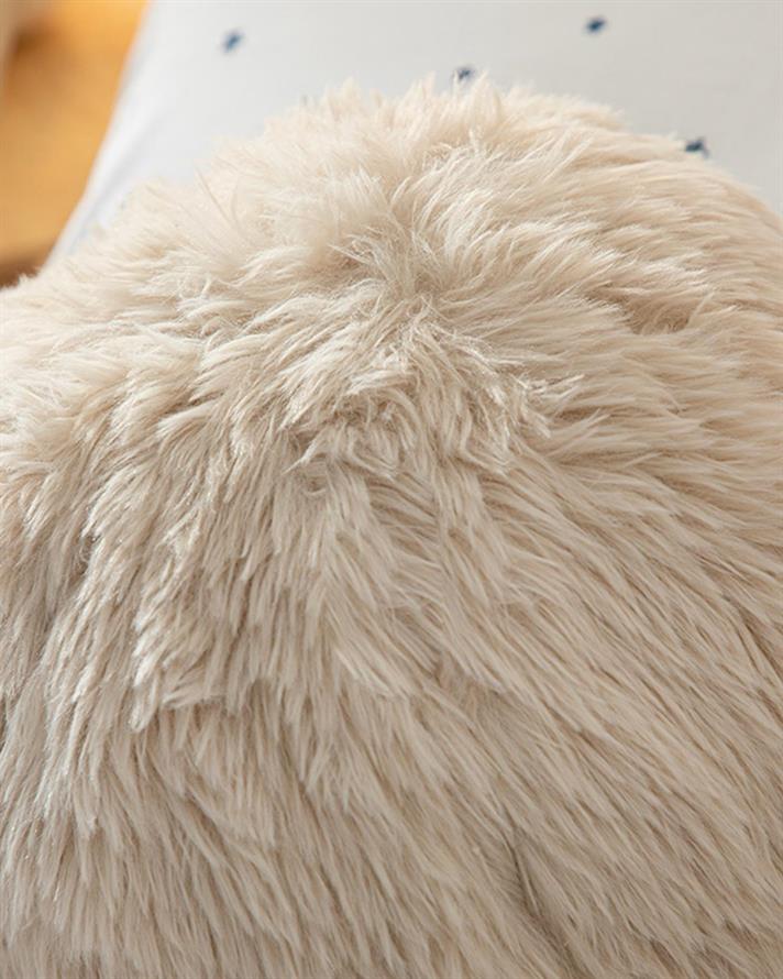 Pernă decorativă copii, Fluffy Ball, 30x30 cm, poliester, bej