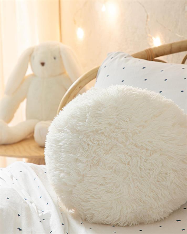 Pernă decorativă copii, Fluffy Ball, 30x30 cm, poliester, ecru