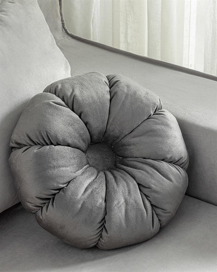 Pernă decorativă, Daisy, poliester, 40 cm, antracit