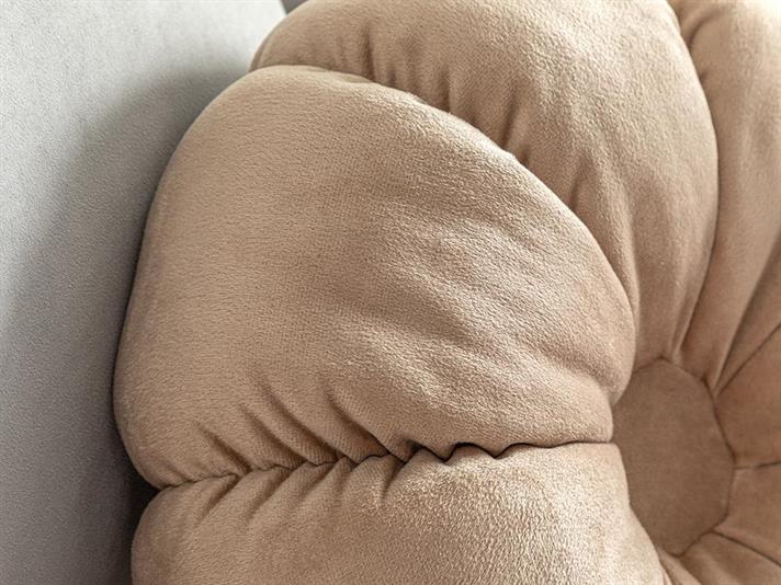 Daisy Velvet Decorative Cushion 40 cm Mink