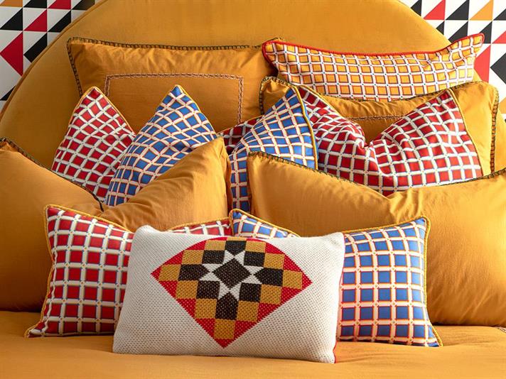 Tesselation Printed Filled Cushion 35x50 cm Red