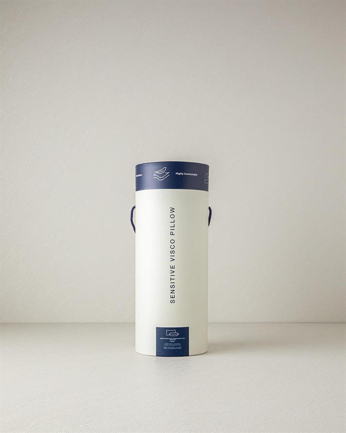 Pernă, Sensitive, poliester cu umplutură de de burete visco-elastic, 60x40x16 cm, alb