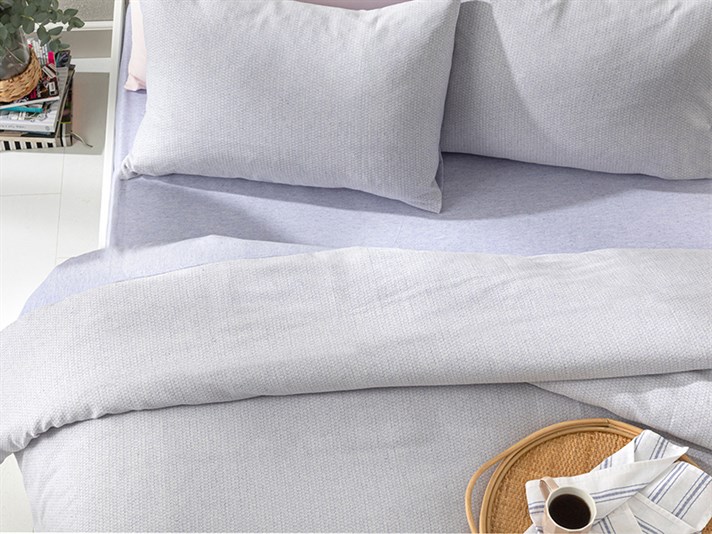 Petite Daisies Fire Vopsite King Size Set Lenjerie De Pat 240x220 cm Liliachiu