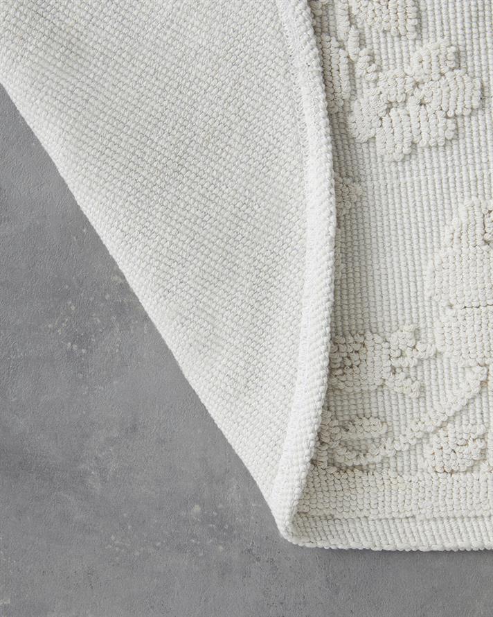 110 x 110 cm Cremă.