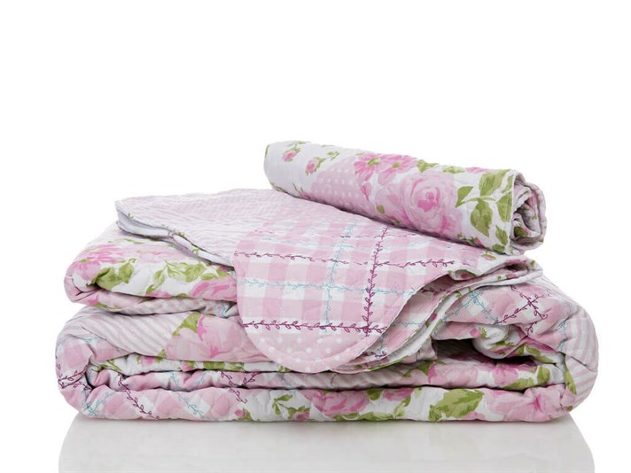 Ploaie de trandafiri Imprimat Double Set Cuverturi Pat 240x260 cm Roz