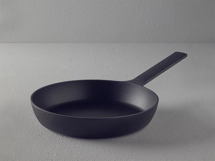 Aluminum Casting Fry Pan 28 cm Black