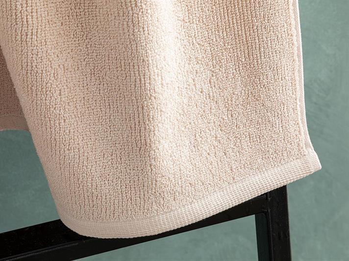 Maris Cottony Bath Towel 70x140 cm Light Pink,