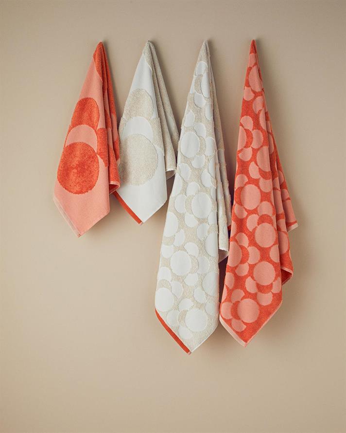 Cotton Polyester With Jacquard Bath Towel 70x140 cm Beige