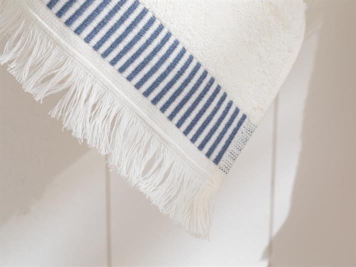 Cyra Cottony fringed Hand Towel 30x40 cm Ecru