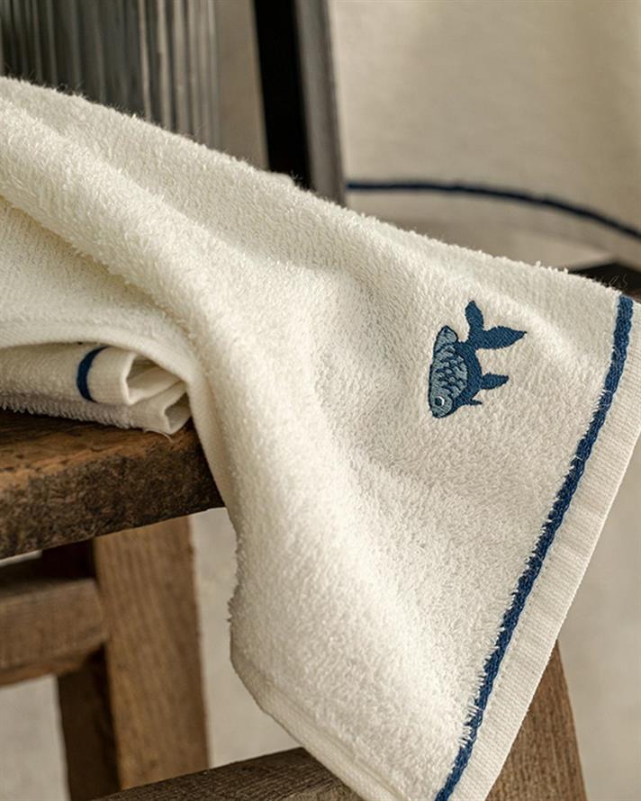 Fish Cottony embroidered Hand Towel 30x40 cm White