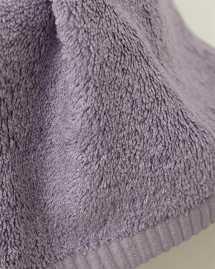 Leafy Bamboo Hand Towel 30x50 cm Lilac.