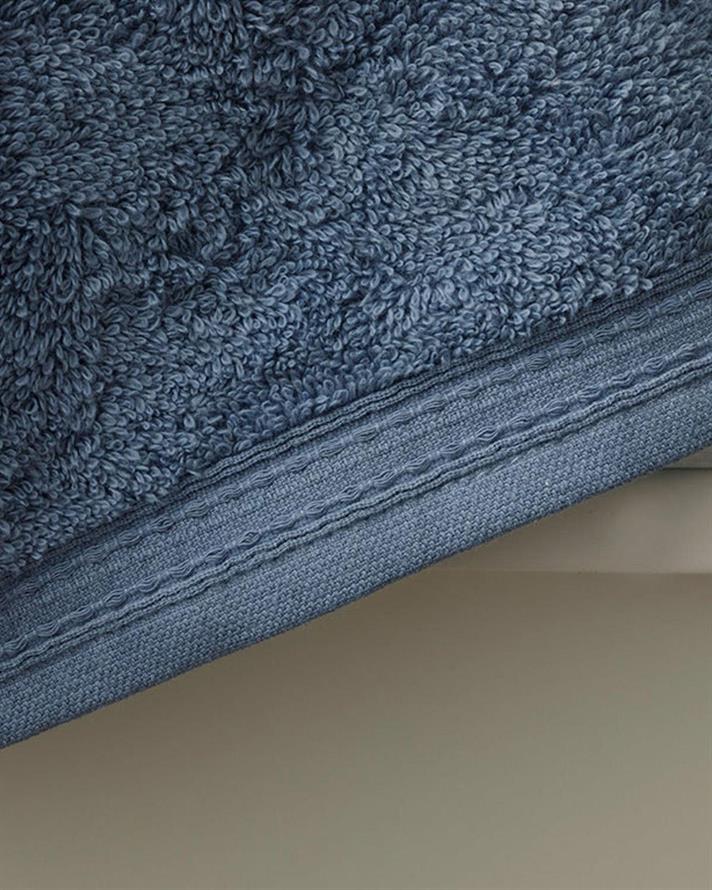 Pure Basic Hand Towel 30x30 cm Dark Blue.