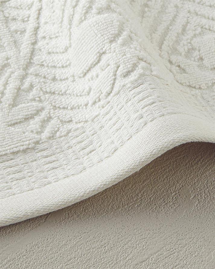 Alyssa Cottony With Jacquard Hand Towel 30x45 cm Ecru