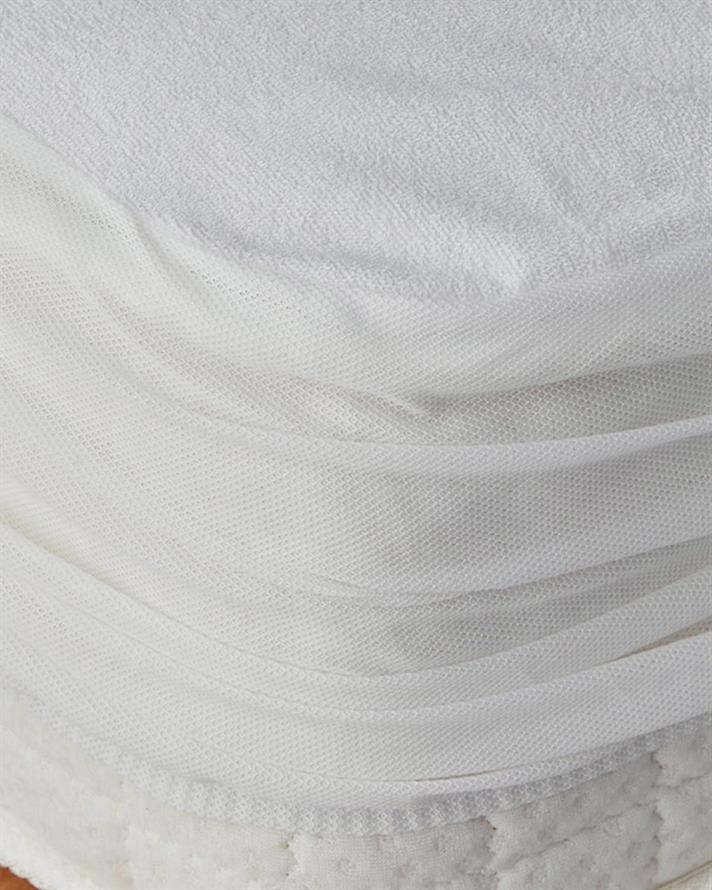 Protectie saltea pentru o persoana, Comfort, material impermeabil, 120x200 + 30 cm, alb
