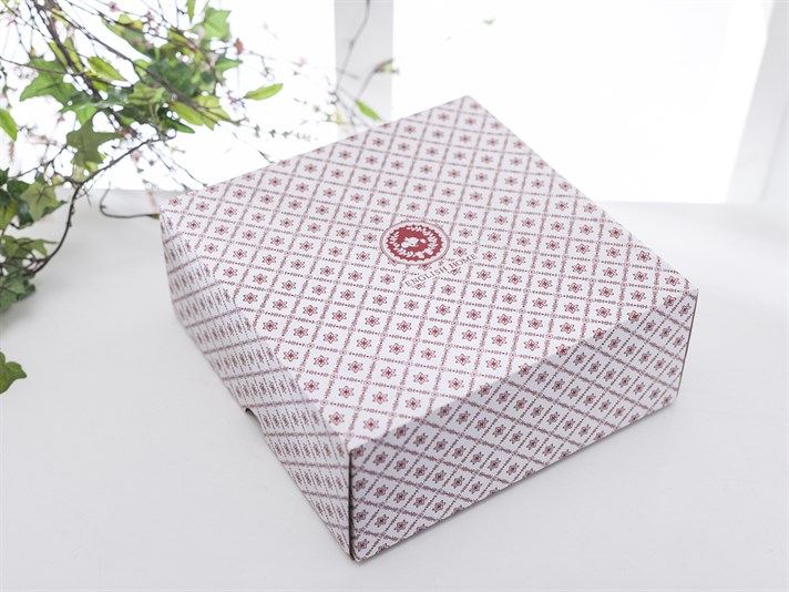 Red Dots Bone China 6 pcs Cake Plate Red