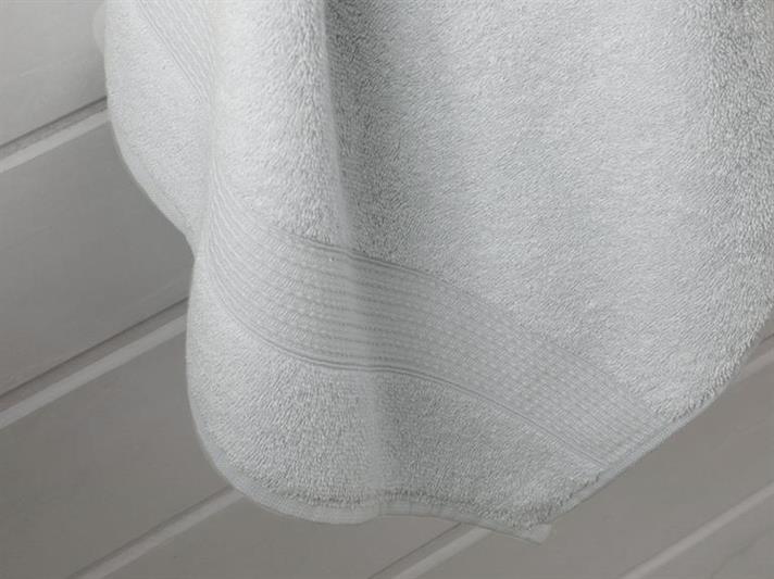 Pure Basic Bath Towel 100x150 cm White