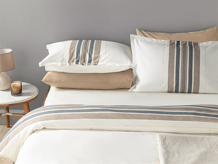 regal Shiny Vopsit în Fire Super King Set Lenjerie De Pat 260x220 cm Maro - Bleumarin