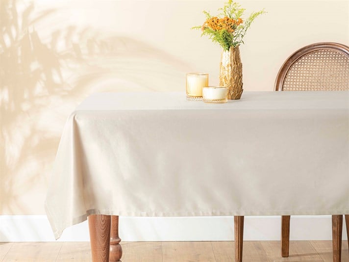Raisa Polyester Table Cloth 145x180 cm Cream