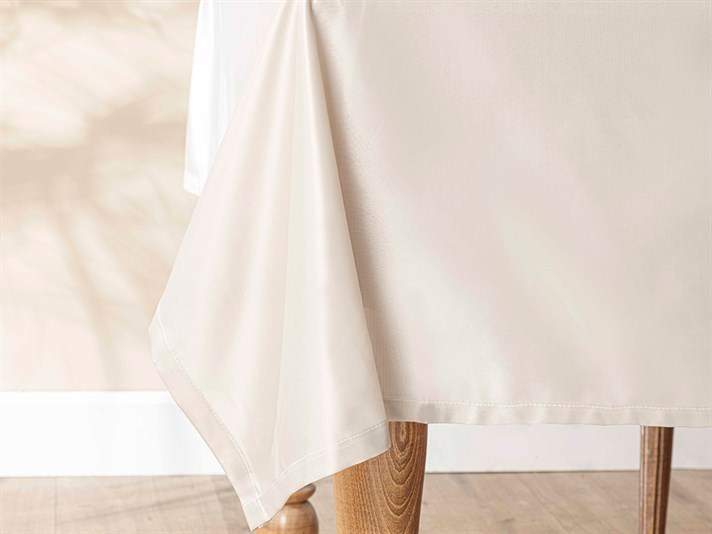 Raisa Polyester Table Cloth 145x180 cm Cream