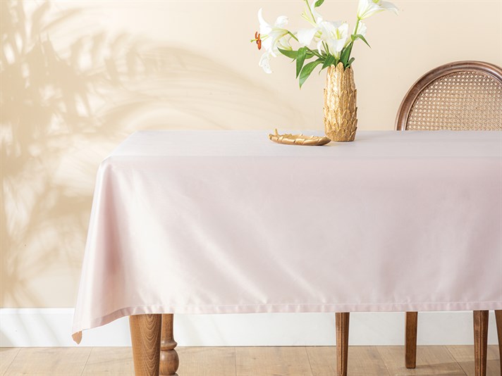 Raisa Polyester Table Cloth 145x180 cm Powder
