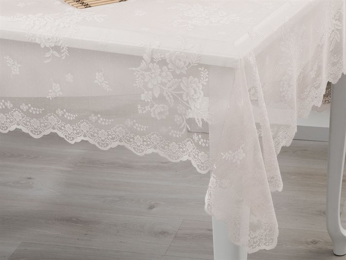 Secret  Împletitură Față de Masă 180x270 cm Lilac.