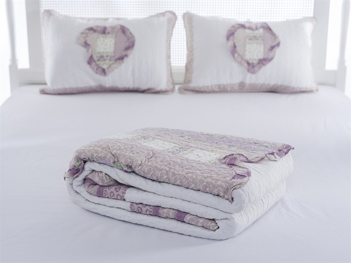 Selesta  Patchwork Double Person  SET CUVERTURĂ DE PA 240x260 cm Lilac.