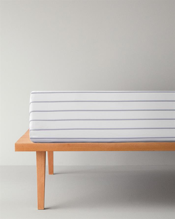 Serene Stripes Cu Bumbac Single Cearșaf Cu Elastic 100x200 cm Bleumarin