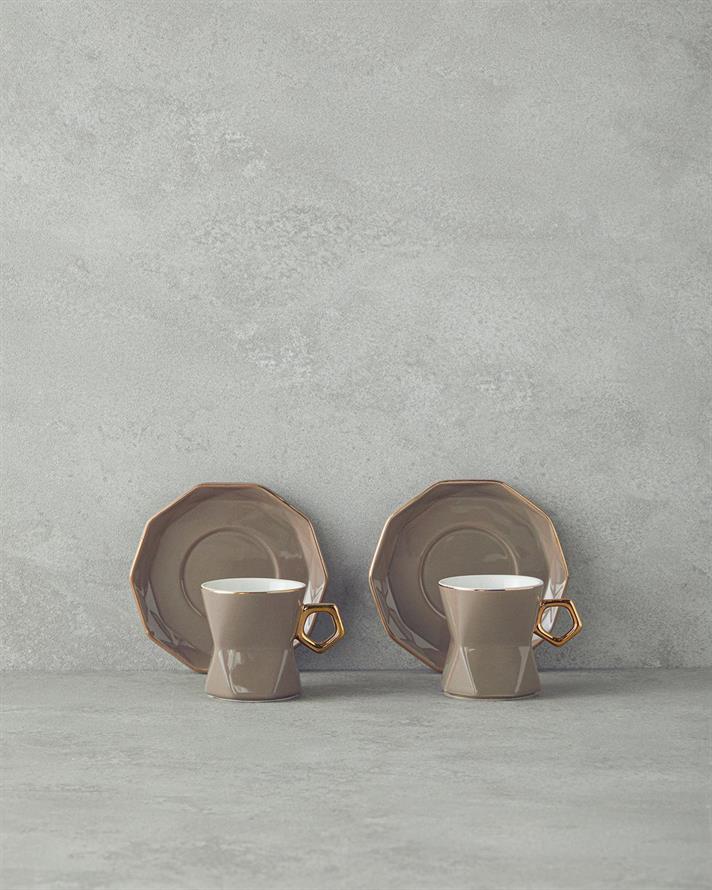 Set 2 cesti de cafea cu farfurioara, Axel, portelan, 90 ml, maro