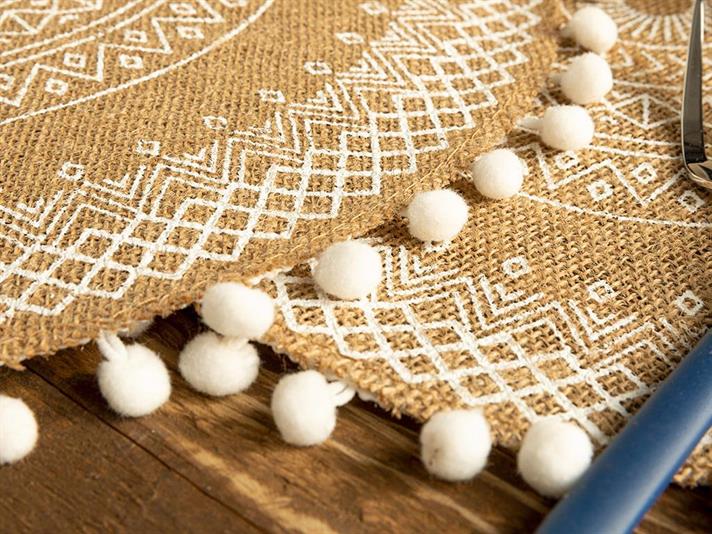 Pompon Jute 2 Set Place Mat 38 cm White